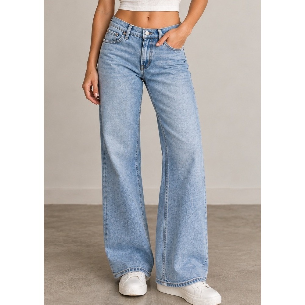 Guess Low Rise Slouchy Jeans Light Wash Wide Leg Denim Size 26 retro 90's style